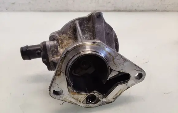 Renault Scenic I Vacuum pump 