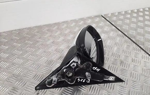 Front door electric wing mirror