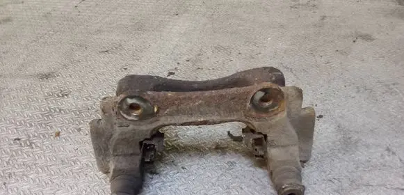Toyota Verso Brake caliper pad carrier rear
