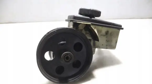 Ford Mondeo Mk III Power steering pump