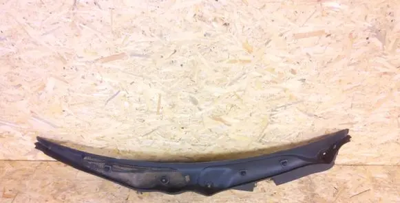 Mercedes-Benz E W212 Wiper trim A2128301013 A2128300013