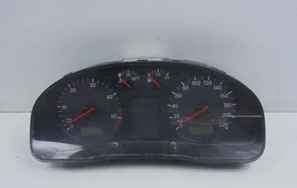 Volkswagen PASSAT B5 Speedometer (instrument cluster) 3B0919881N