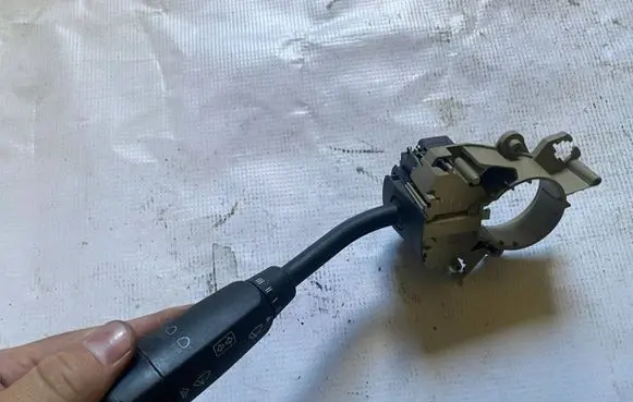 Mercedes-Benz E W210 Wiper control stalk 2085450010 A2085450010
