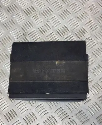 Hyundai Terracan Owners service history hand book