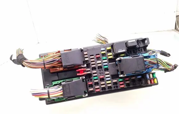 Land Rover Evoque I Fuse module BJ3214F041AC 5M5T14B192AA 5M5T14B192CA
