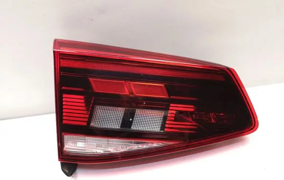 Volkswagen PASSAT B8 Reverse light 3G9945093K