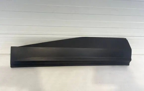 Peugeot 5008 III Rear door trim (molding) 9839895380