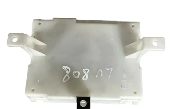 Nissan Juke I F15 Other control units/modules 277601KB0A