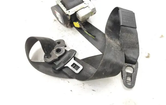 Audi A4 S4 B6 8E 8H Front seatbelt 8E0857705F 601915200B 512122002