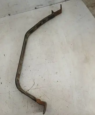 Suzuki Grand Vitara I Fuel tank mounting bracket 