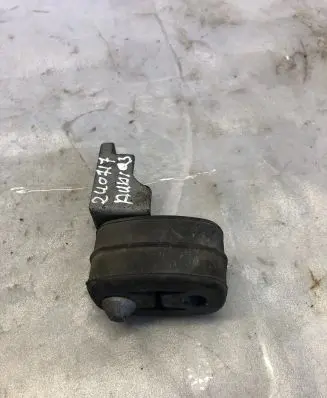 Audi Q3 F3 Muffler mount bracket/holder 5q0253144e