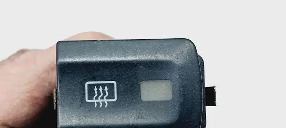 Audi A3 S3 8L Windscreen/window heater switch 8L0941503
