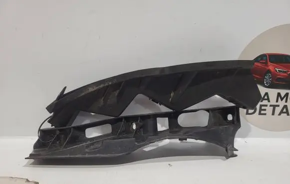 Volkswagen PASSAT B6 Front bumper mounting bracket 3c0807889