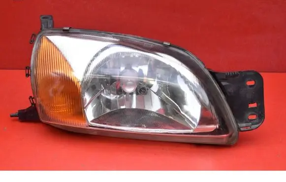 Ford Fiesta Headlight/headlamp 0000