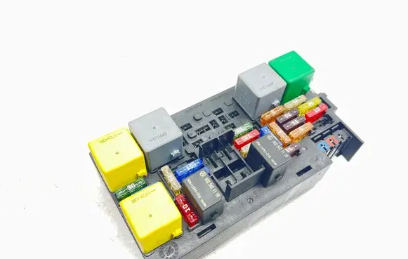 Mercedes-Benz ML W164 Fuse box set A1645402972