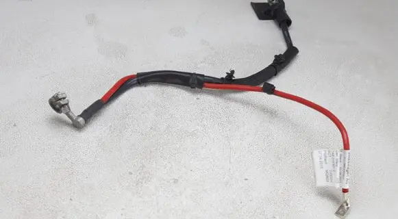 Audi A3 S3 8V Positive cable (battery) 5Q0971228G