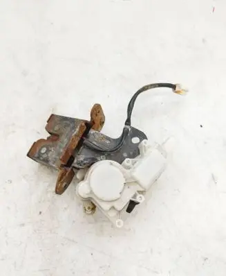 Mazda 3 I Tailgate/trunk/boot lock/catch/latch
