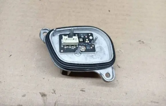 Volkswagen Golf VIII Headlight ballast module Xenon 90157099 44300 123456