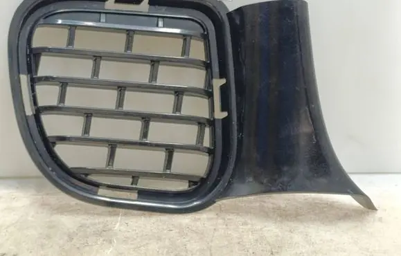 Dodge Challenger Front bumper lower grill DCLG15SRT