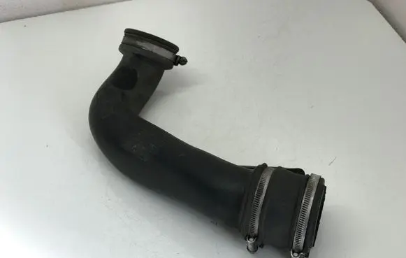Volvo V70 Intercooler hose/pipe 6896526 30741667 6896534