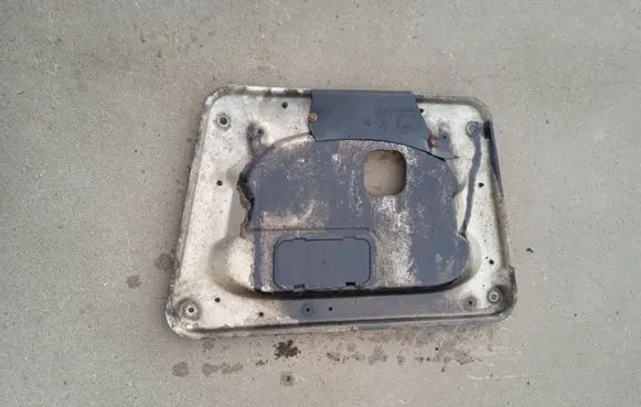 BMW X3 E83 Engine splash shield/under tray 51134310