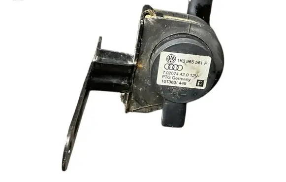 Volkswagen Golf V Electric auxiliary coolant/water pump 1K0965561F