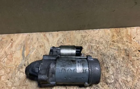 Mercedes-Benz Sprinter W906 Starter motor 4280005511