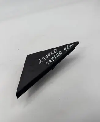 Opel Zafira C Other front door trim element 13354455