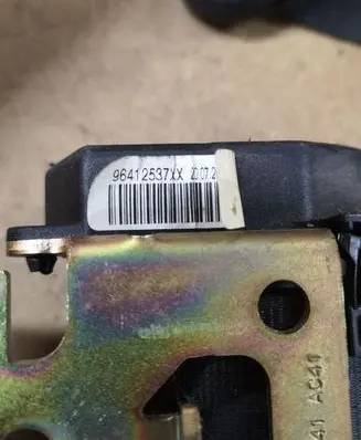 Peugeot 307 Rear seatbelt 0403075