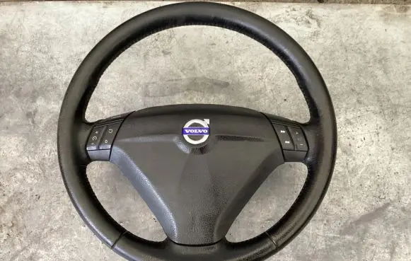 Volvo S60 Steering wheel 118230040415915562 14926