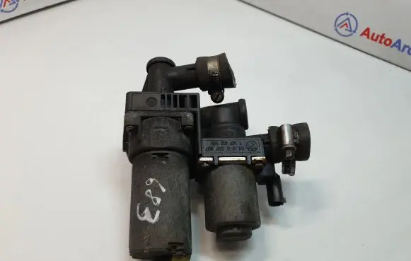 BMW 3 E46 Coolant heater control valve 8369807 64118369807