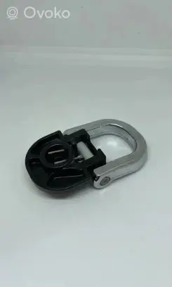 Land Rover Evoque I Tie down hook / loop 