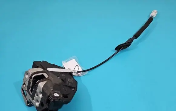 Ford Fusion II Rear door lock AE8A-5426412-BH IMPRK1435360