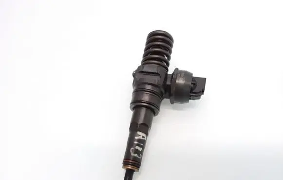 Seat Altea Fuel injector 038130073AG 0414720215