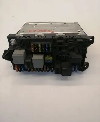 Mercedes-Benz E W211 Fuse module 2115457701
