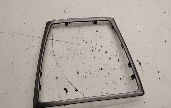 Volvo V70 Radio/GPS head unit trim 30672110