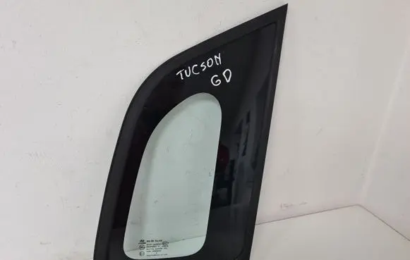 Hyundai Tucson JM Rear side window 878202E000