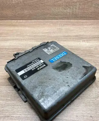 BMW 3 E36 Engine control unit/module ECU 2245541 0281001243 Used