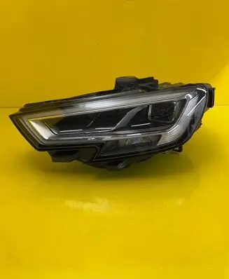 Audi A3 S3 8V Headlight/headlamp 8V0941033