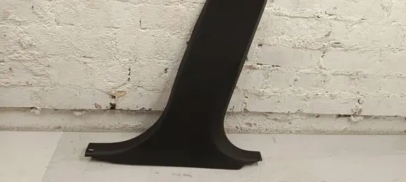BMW 1 F40 (B) pillar trim (bottom) 7444940