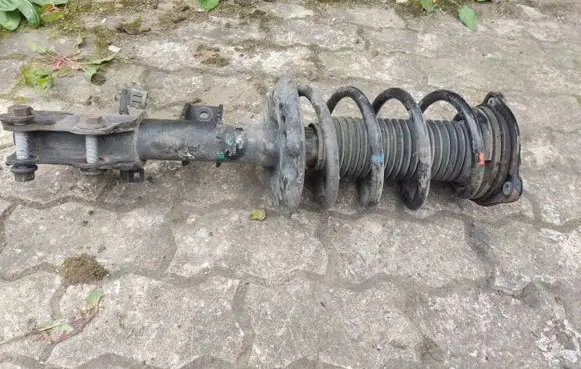 Mercedes-Benz Vito Viano W639 Front shock absorber/damper A6393200313 82170000