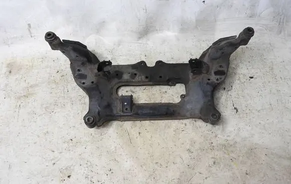 Nissan X-Trail T30 Front subframe
