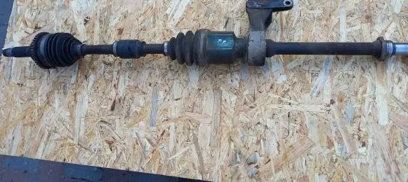 Mazda 323 Front driveshaft