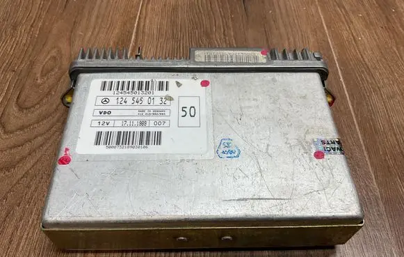 Mercedes-Benz E W124 Gearbox control unit/module 1245450132