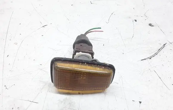 Peugeot 806 Front fender indicator light
