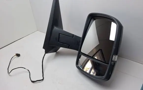 Front door electric wing mirror
