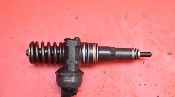 Audi A4 S4 B6 8E 8H Fuel injector 0414720035
