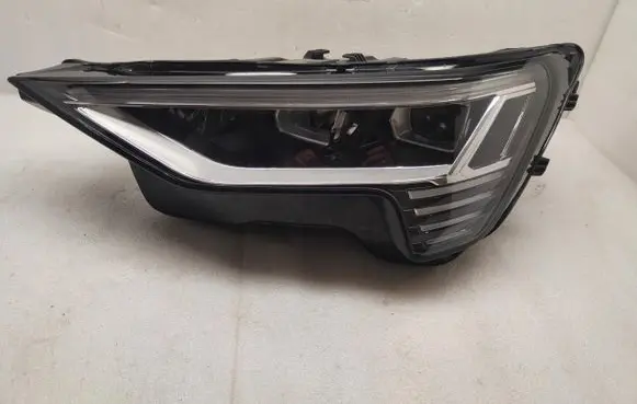 Audi Q4 Sportback e-tron Headlight/headlamp
