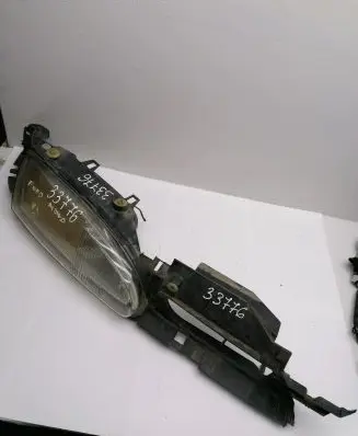 Ford Mondeo MK II Headlight/headlamp 35381748