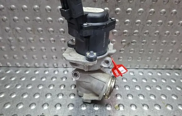 Peugeot 207 EGR valve S27624163 9658203780